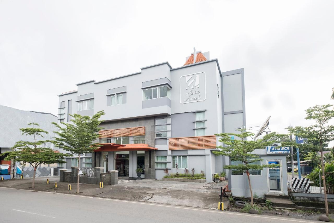 Oyo 424 Asia Hotel 马卡萨 外观 照片